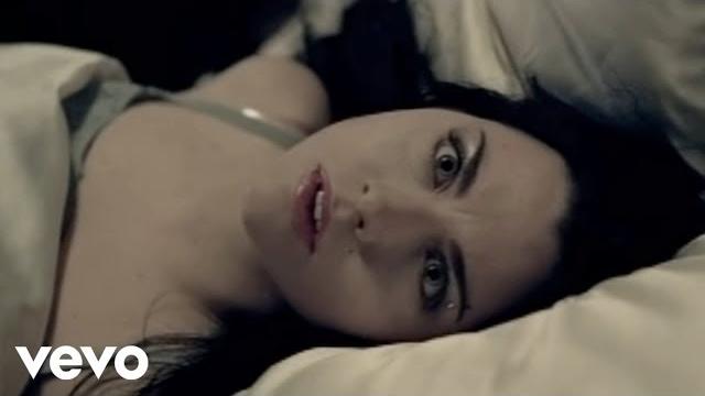 Evanescence - bring me to life (official hd music video)